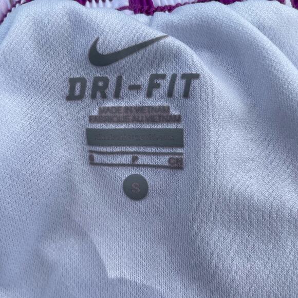 Nike Dri-fit purple geometric pattern running shorts - Picture 3 of 3